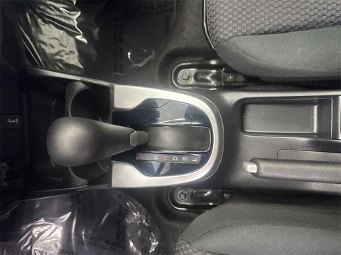 Used 2020 Honda Fit LX image 31