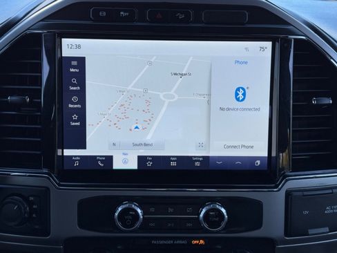 Used 2022 Ford F450 Lariat w/ FX4 Off-Road Package image 25