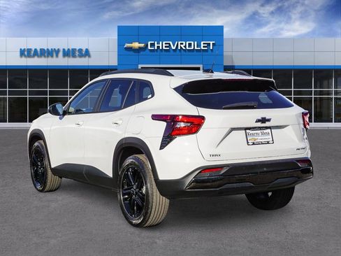 New 2026 Chevrolet Trax ACTIV w/ Sunroof Package image 4