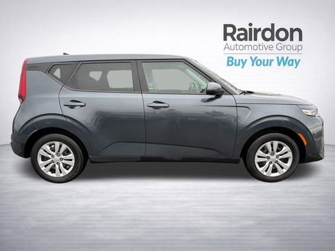 Used 2020 Kia Soul LX image 9