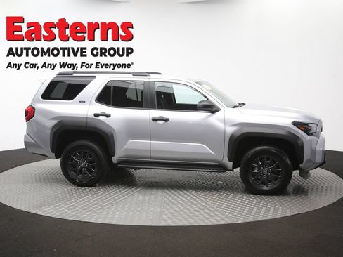 Used 2025 Toyota 4Runner SR5 AWD/4WD image 47