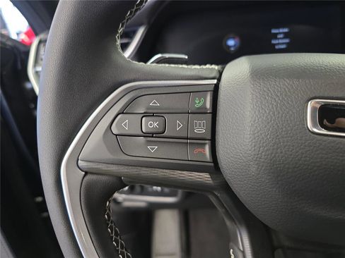 New 2026 Jeep Grand Cherokee L Laredo image 25