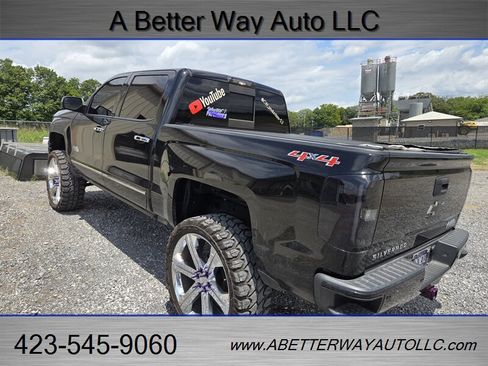 Used 2014 Chevrolet Silverado 1500 High Country w/ High Country Premium Package AWD/4WD image 2