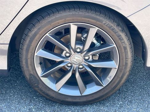Used 2021 Honda Civic EX image 11