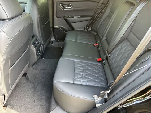 New 2026 Nissan Rogue Platinum w/ Tech Package image 20