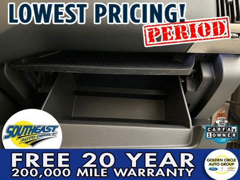 Used 2024 Nissan Pathfinder Platinum w/ Cargo Package image 27
