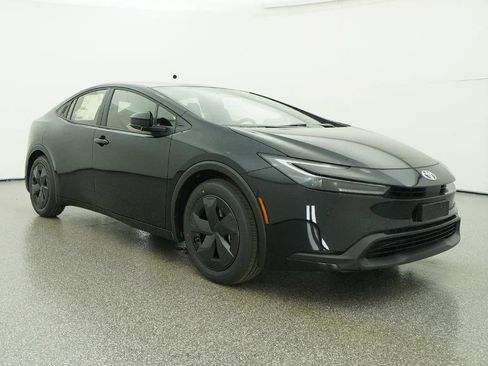 New 2026 Toyota Prius LE image 30