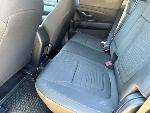 Certified 2025 Hyundai Santa Cruz SE FWD image 15