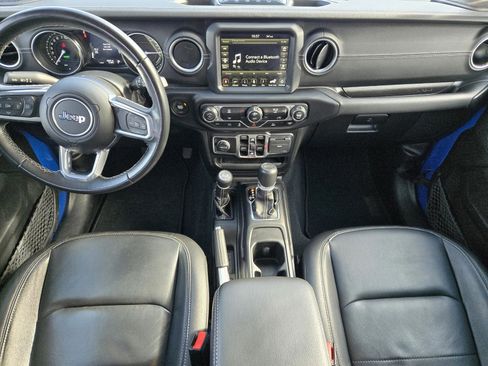 Used 2022 Jeep Wrangler Unlimited Sahara image 13