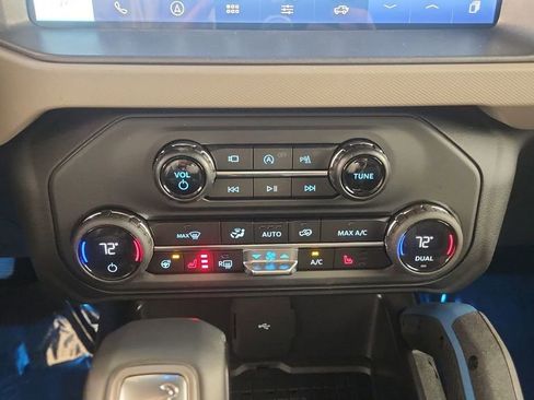 New 2024 Ford Bronco Wildtrak AWD/4WD image 17
