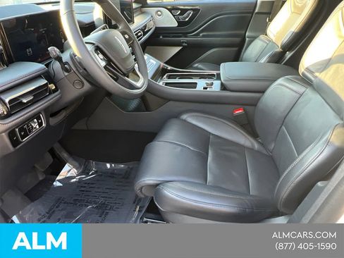 Used 2025 Lincoln Aviator Reserve w/ Equipment Group 201A AWD/4WD image 11