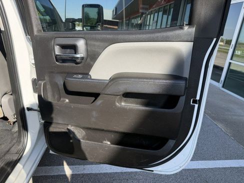 Used 2019 GMC Sierra 3500 4x4 Crew Cab w/ Sierra Convenience Package image 22