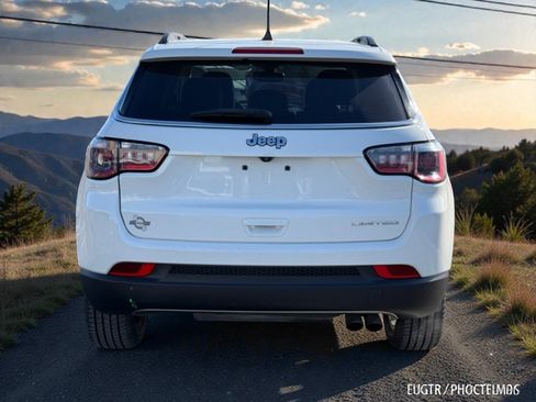 Used 2019 Jeep Compass Limited FWD image 6