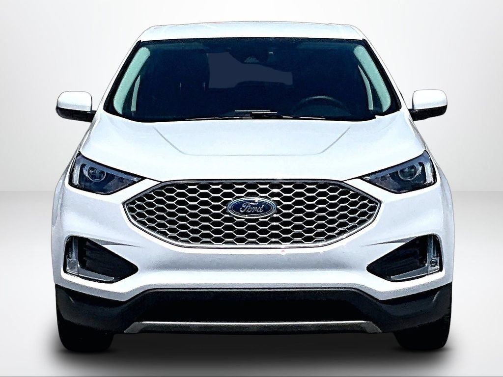 Used 2024 Ford Edge SEL w/ Convenience Package AWD/4WD image 4