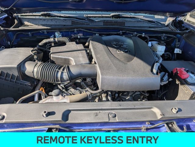 Used 2023 Toyota Tacoma SR5 w/ Technology Package AWD/4WD image 13