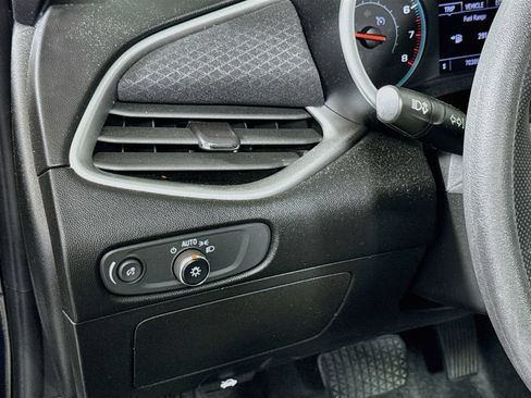 Used 2022 Chevrolet Malibu LS FWD image 10