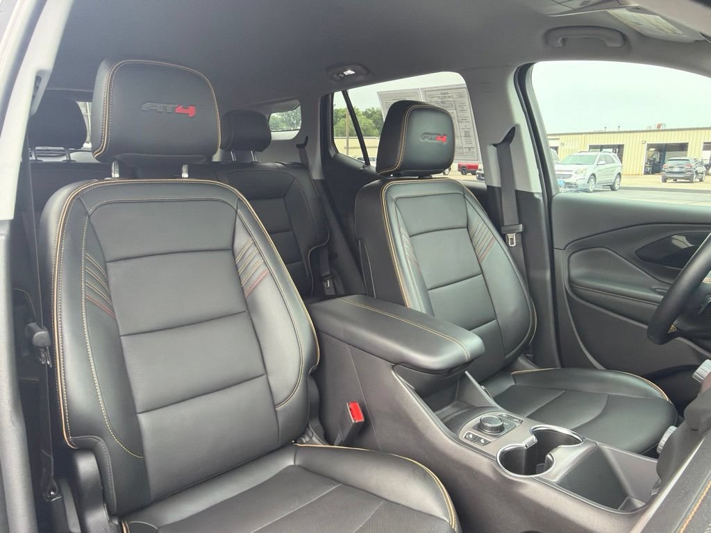 Used 2024 GMC Terrain AT4 AWD/4WD image 11