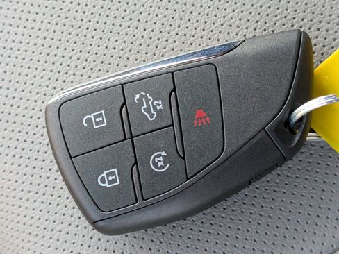 New 2026 Chevrolet Silverado 2500 LTZ w/ LTZ Convenience Package image 32