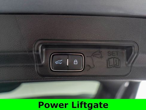 Used 2025 Ford Explorer ST-Line image 29