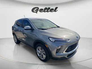 Used 2024 Buick Encore GX Preferred FWD video 2