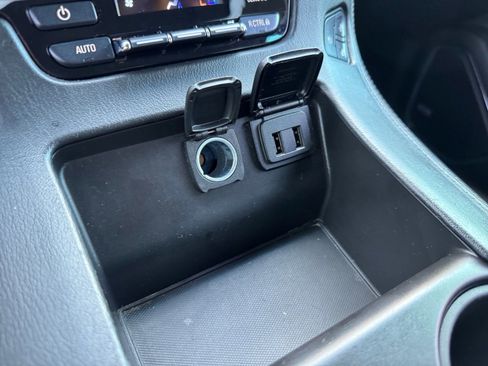 Used 2018 GMC Yukon SLT w/ HD Trailering Package RWD image 24