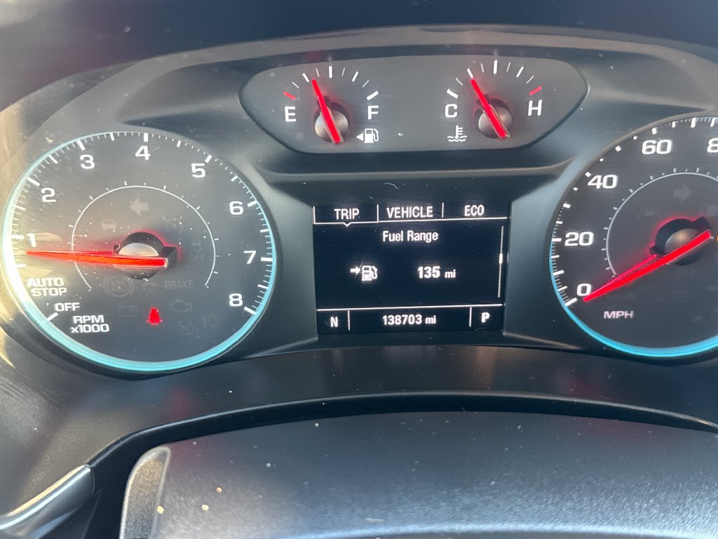 Used 2018 Chevrolet Equinox LT FWD image 17