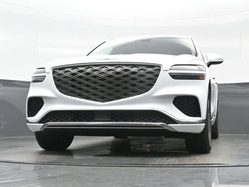 New 2026 Genesis GV70 2.5T Select image 12
