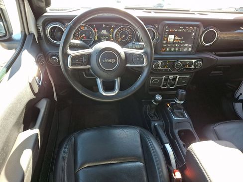 Certified 2021 Jeep Wrangler Unlimited Sahara AWD/4WD image 12