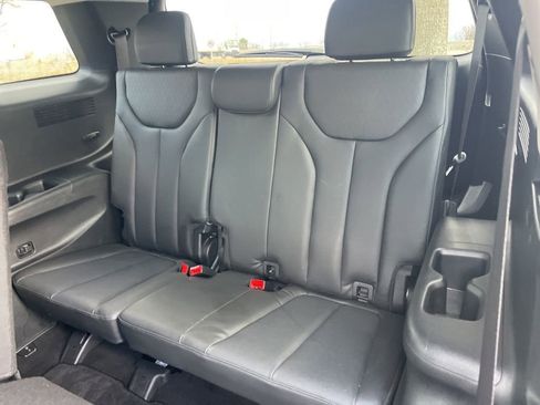 Used 2022 Hyundai Palisade SEL w/ 8P Bench Seat Package image 6