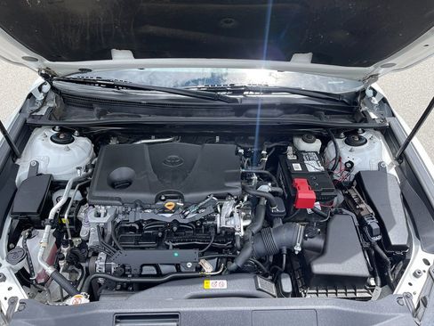 Used 2020 Toyota Camry XSE w/ Navigation Package FWD image 33