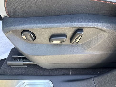 Certified 2025 Volkswagen Atlas Peak Edition SE image 10