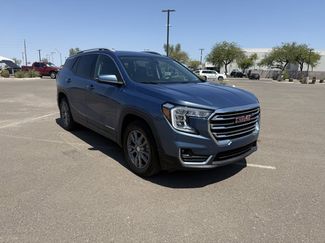 Used 2024 GMC Terrain SLT AWD/4WD video 3