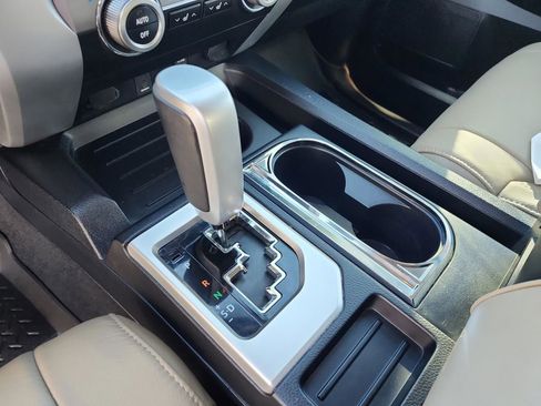 Used 2016 Toyota Tundra Limited image 14