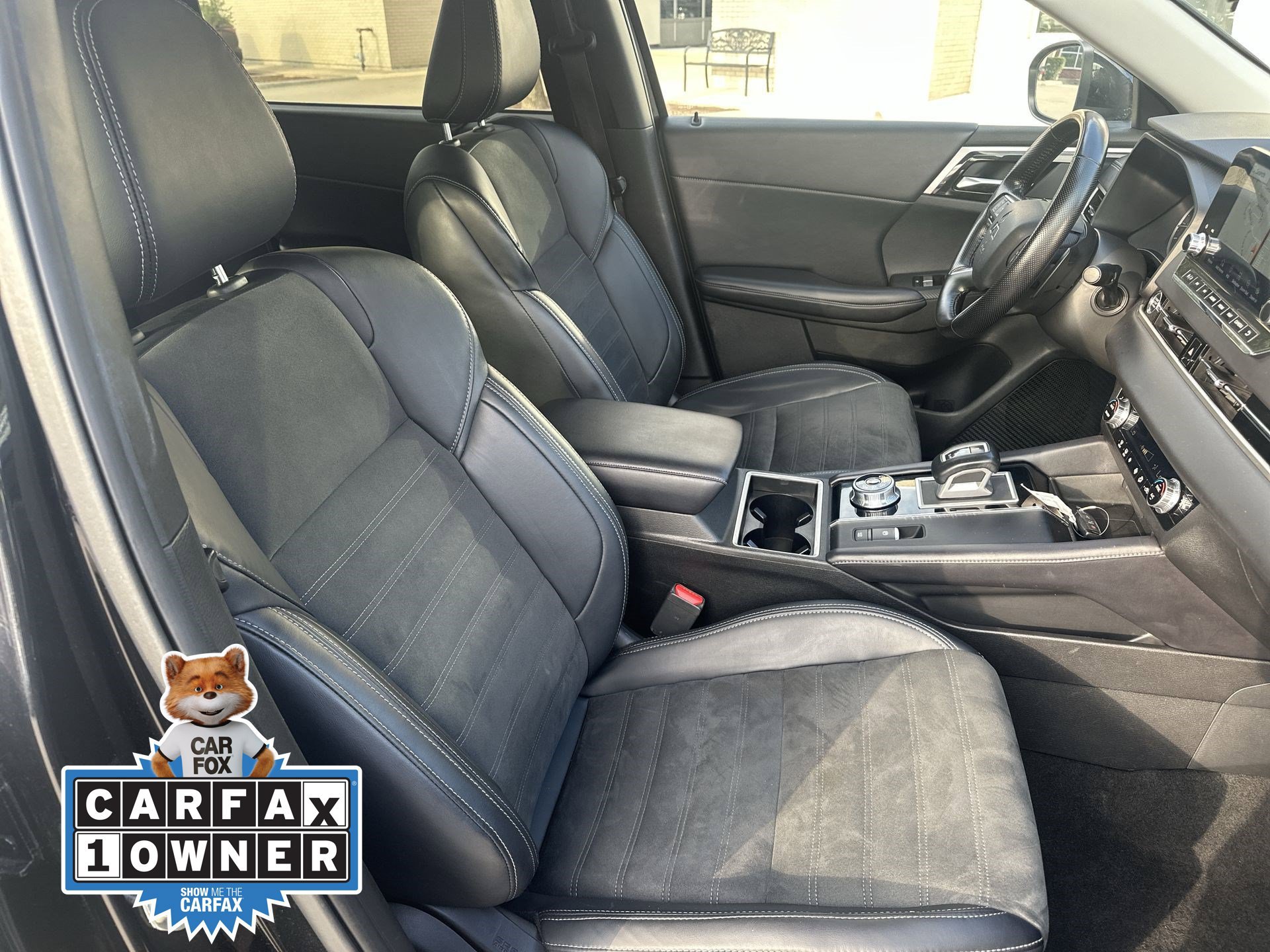 Used 2024 Mitsubishi Outlander SE AWD/4WD image 25