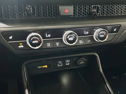 Used 2025 Honda CR-V Sport image 25