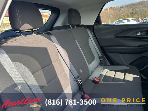 Used 2023 Chevrolet TrailBlazer LT image 44