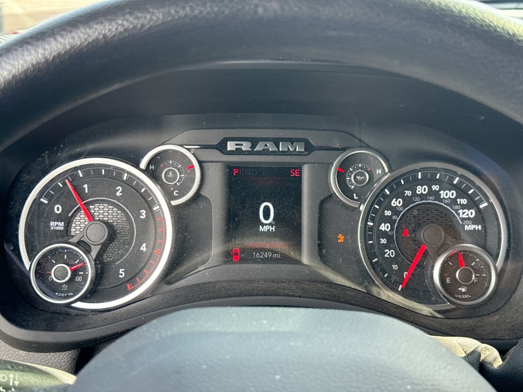 Used 2025 RAM 2500 Tradesman w/ Chrome Appearance Group AWD/4WD image 24