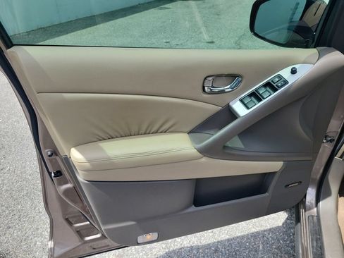 Used 2010 Nissan Murano SL w/ Leather Pkg FWD image 26