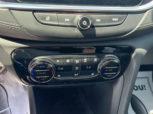 Used 2023 Buick Encore GX Select w/ Experience Buick Package FWD image 15