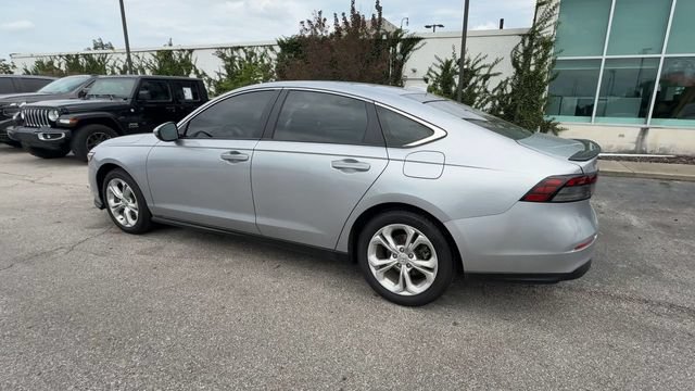 Used 2025 Honda Accord LX image 6