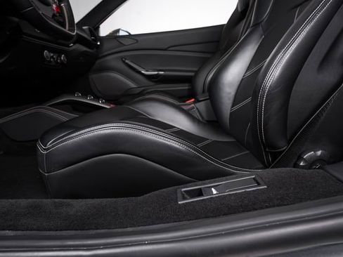 Used 2019 Ferrari 488 Spider RWD image 24