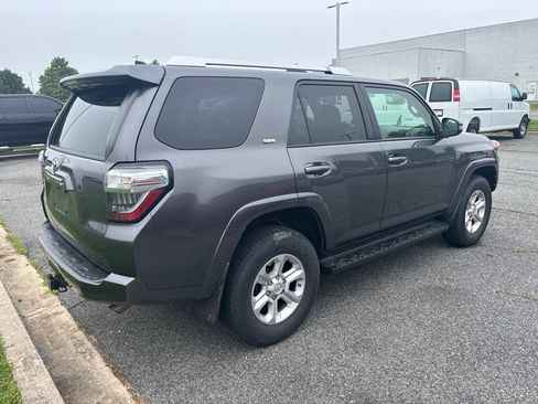 Used 2018 Toyota 4Runner SR5 Premium AWD/4WD image 11
