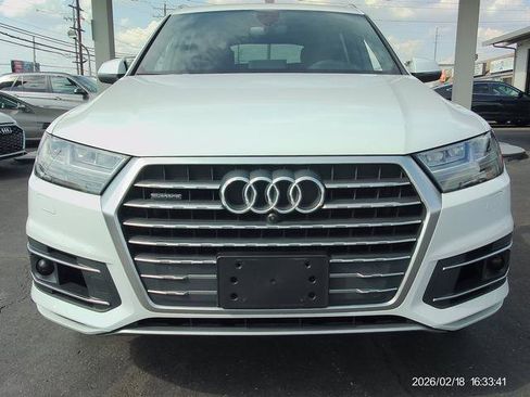Used 2019 Audi Q7 3.0T Prestige image 2