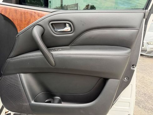 Used 2019 INFINITI QX80 Luxe w/ 22" Wheel Package RWD image 23