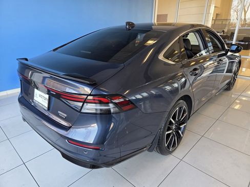 Used 2023 Honda Accord Touring image 6