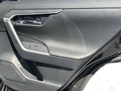 Certified 2025 Toyota RAV4 Limited w/ Advanced Technology Package image 31