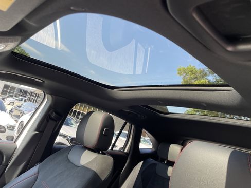 Certified 2025 Mercedes-Benz GLA 250 image 21