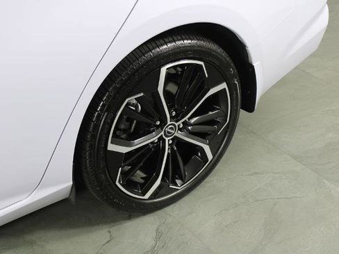 Certified 2025 Nissan Altima 2.5 SR w/ SR Premium Package FWD image 13