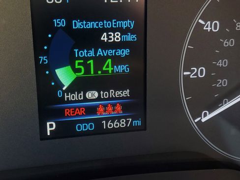 Used 2025 Toyota Corolla LE image 22