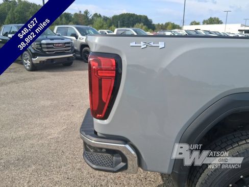 Used 2025 GMC Sierra 2500 Pro w/ Convenience Package AWD/4WD image 20